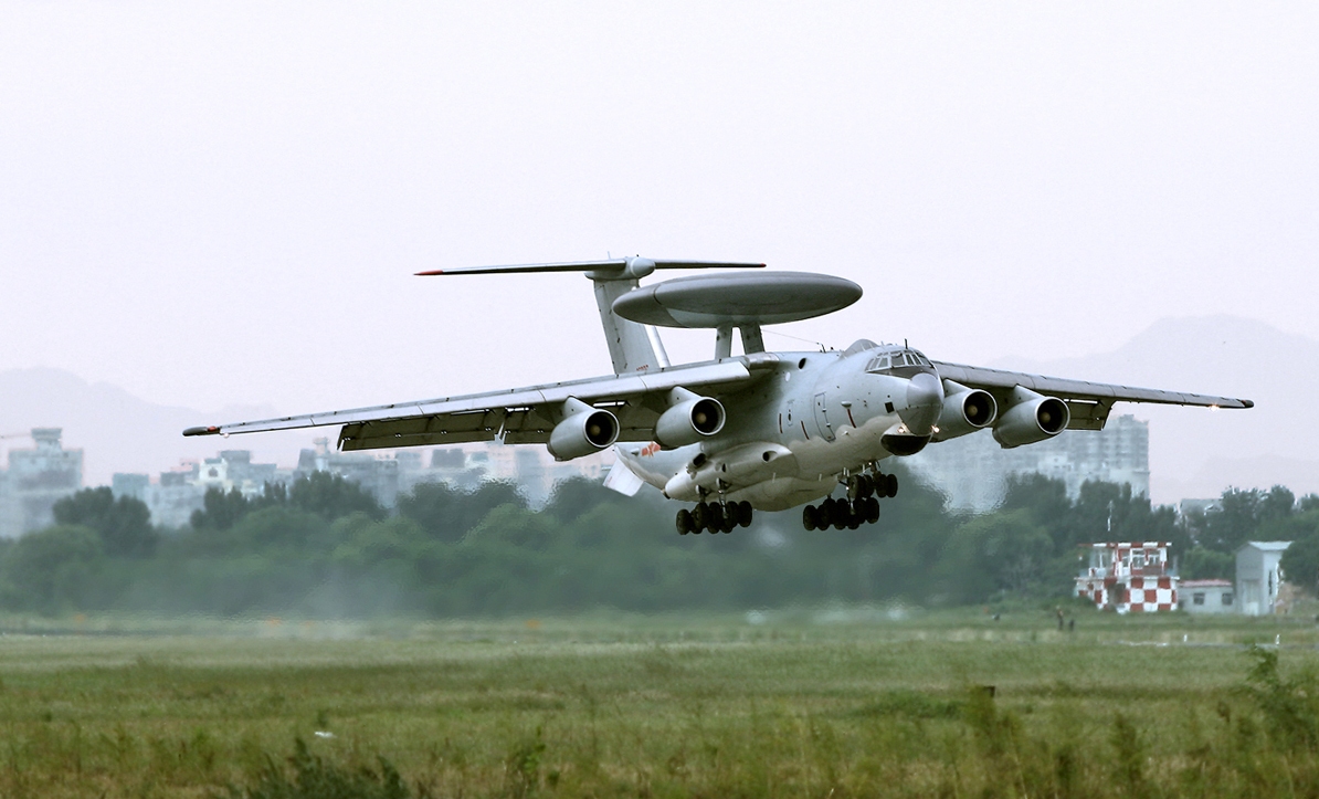 The+KongJing-2000+%2528KJ-2000%2529+is+the+first+airborne+warning+and+control+system+%2528AWACS%2529+IL-76MD+A-50+Chinese+active+electronically+steered+phased-array+%2528AESA+A-50I+Phalcon+Nanjing+PLAAF++su27+j10+11+15+20++%25283%2529.jpg