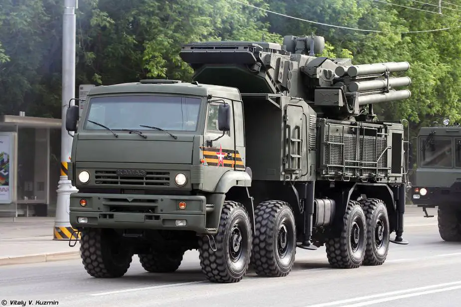 Pantsir-S1_short-range_air_defense_missile_cannon_system_Russia_Victory_Day_military_parade_2020_925_001.jpg