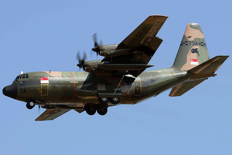 800px-ROSAF_Lockheed_Hercules_DRW_Butler.jpg