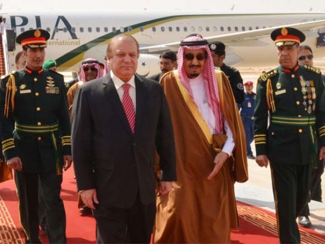 848413-NawazSharifKingSlamnabinAbdulAzizPID-1425581423-827-640x480.jpg