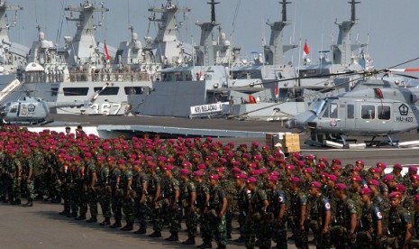 indonesian-marines-join-a-parade-in-surabaya-east-java-_130503211054-306.jpg
