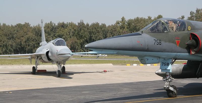 800px-JF-17_background_Mirage_5_ROSE_foreground.jpg