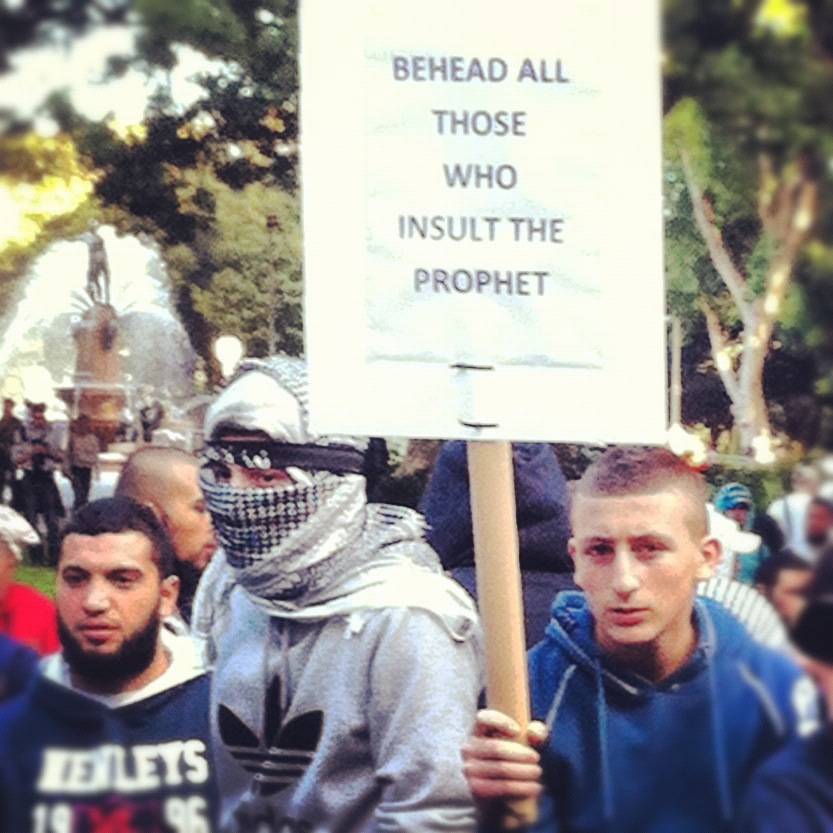 Islamic_Protest_in_Hyde_Park,_Sydney_01.JPG