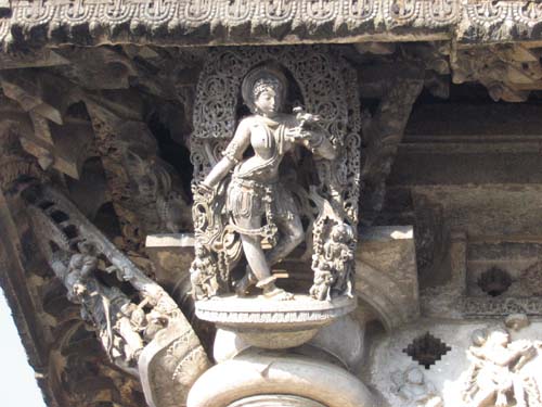 india-belur.jpg