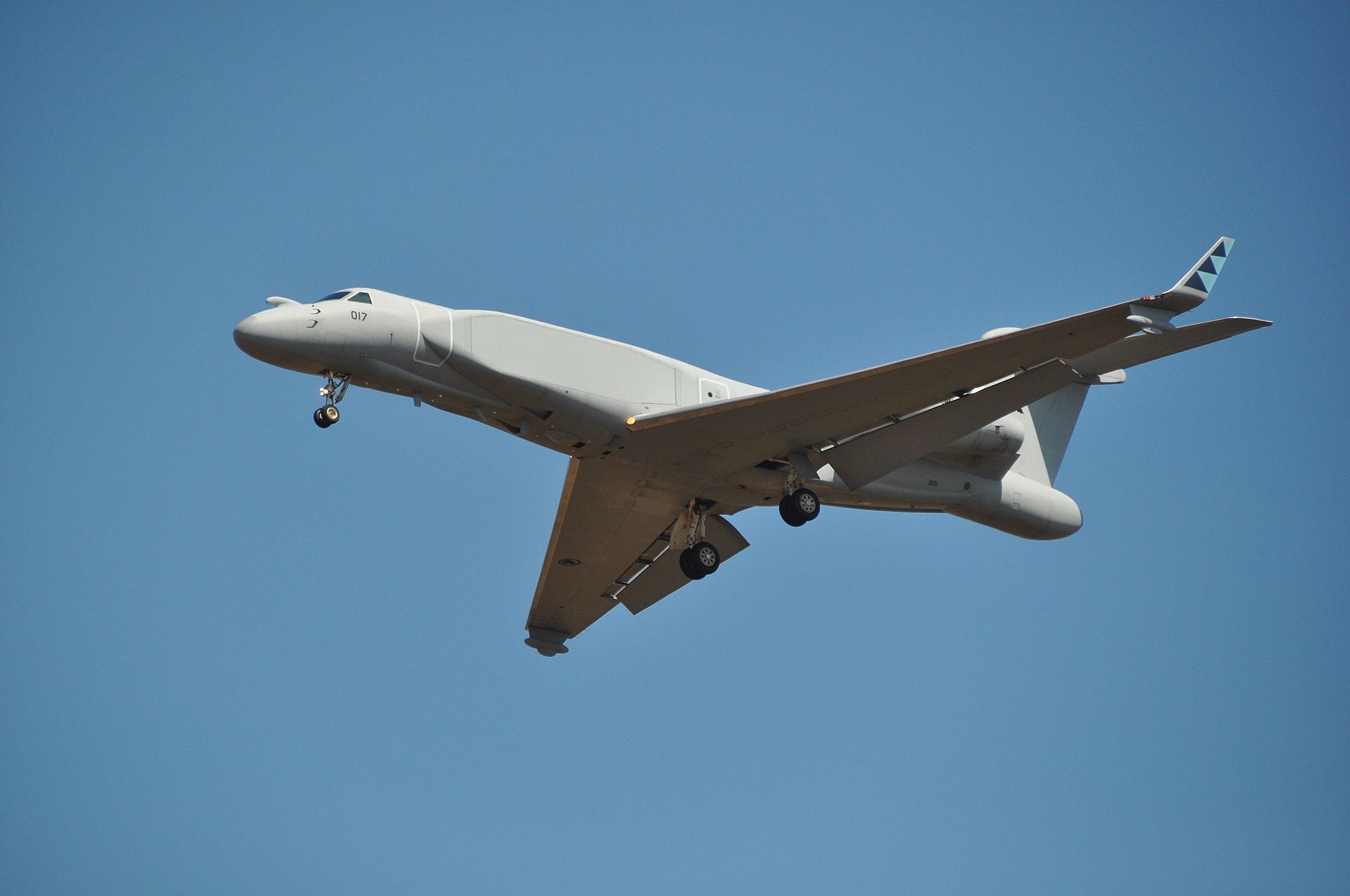 1920px-RSAF_Gulfstream_IAI_G550_CAEW_(Conformal_Airborne_Early_Warning).jpg