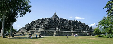 480px-Borobudur-Nothwest-view.jpg