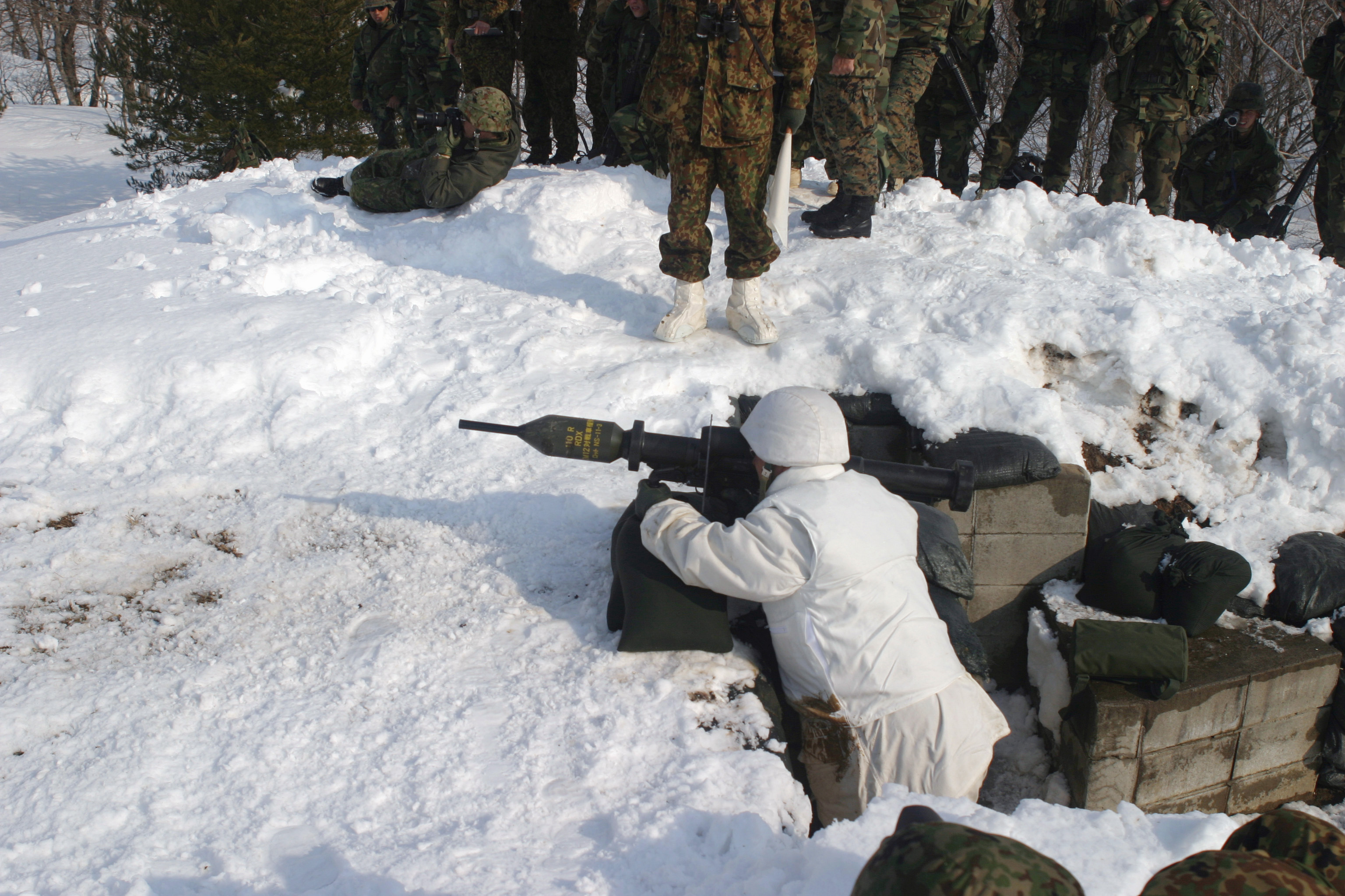 Japanese_20th_Infantry_Regiment_soldier_with_Panzerfaust_3_2-12-04.JPEG