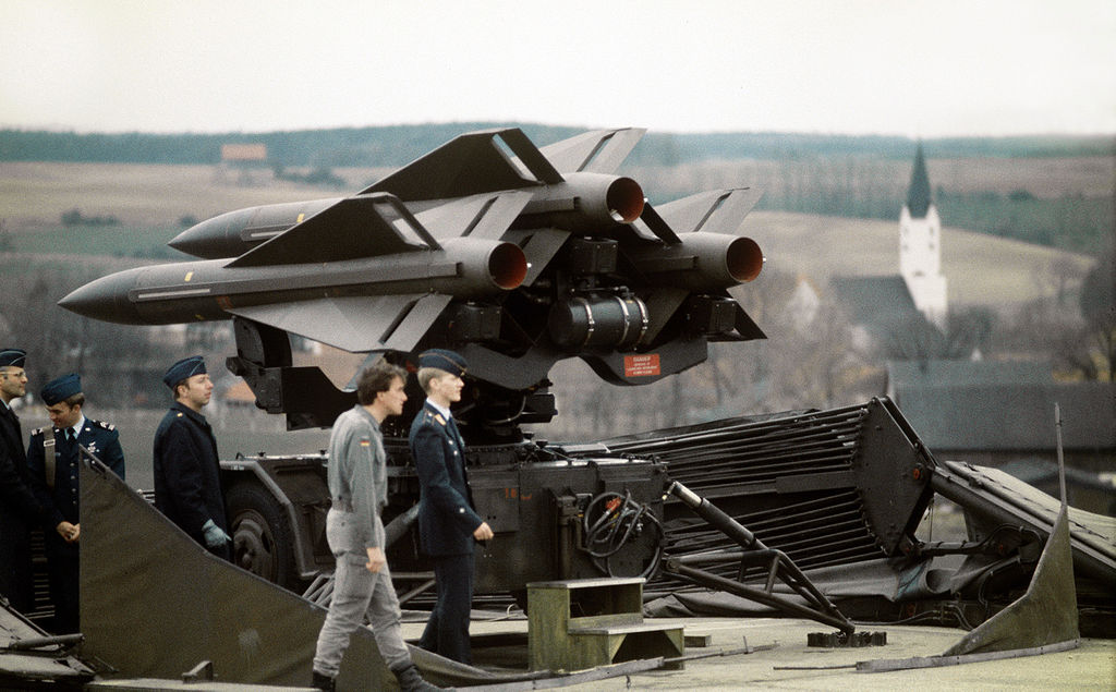 1024px-MIM-23_Hawk_Luftwaffe_1981.JPEG