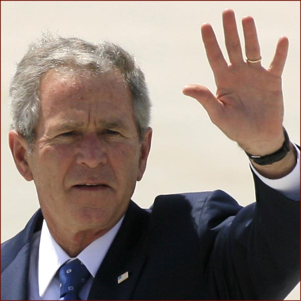 president-george-w-bush-left-hand-wave.jpg