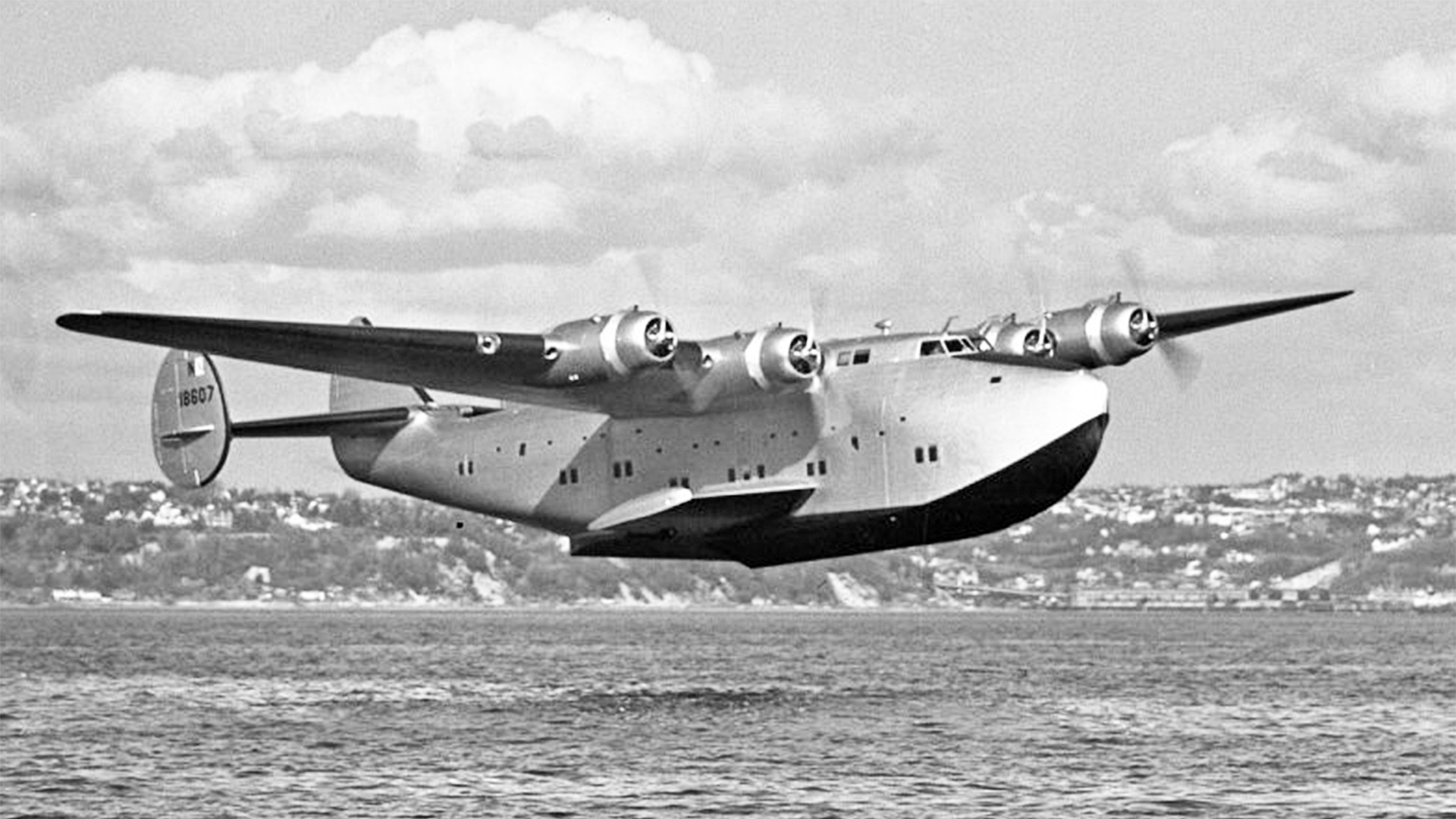 Boeing_314_Clipper-cropped.jpg