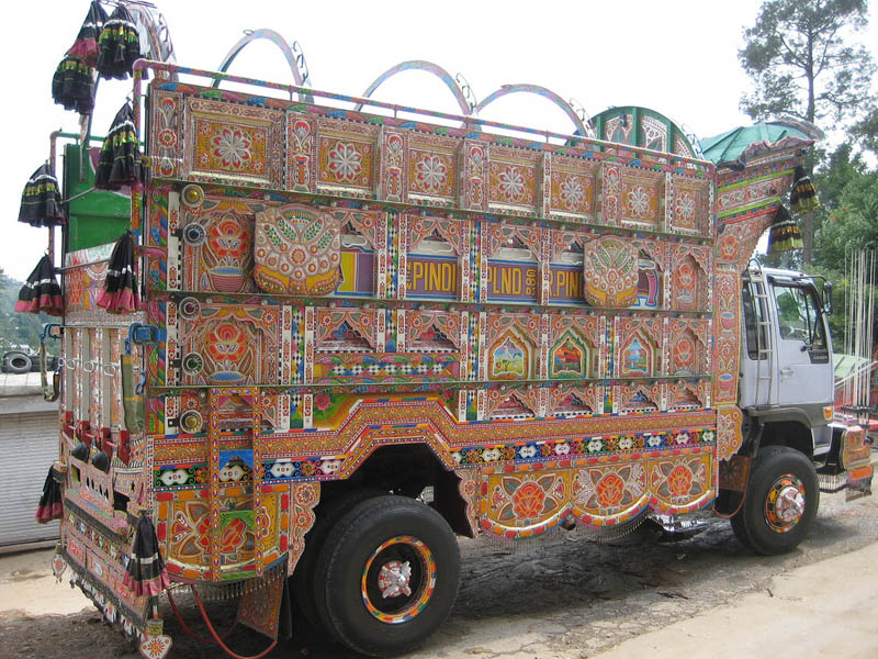 decorative-pakistan-truck-art-6.jpg