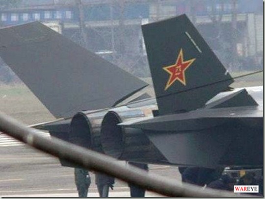 J-20-rear-nozzles_Chinese-Internet_110112.jpg