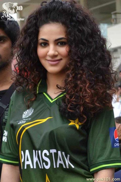 Annie_Khalid_Pakistani_Female_Singer_Celebrity5_mpsuq_Pak101(dot)com.jpg