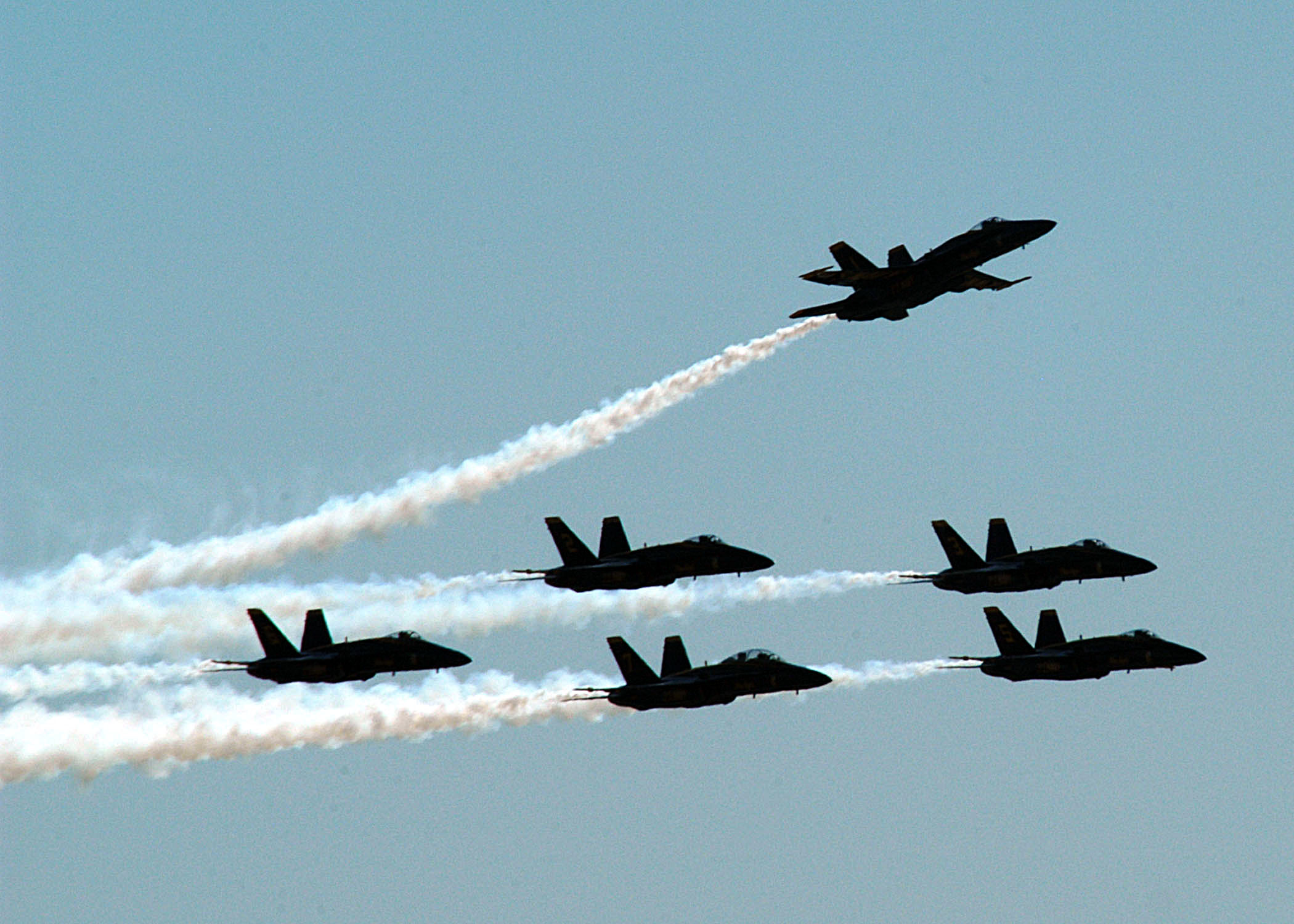 Blue_Angels_Texas_Thunder_2005_airshow.jpg