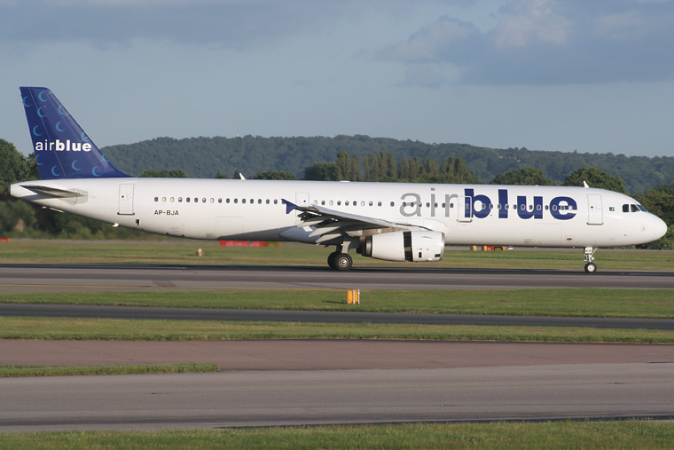 Airblue+A321.jpg