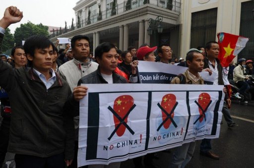 Vietnam-protesters-against-China.jpeg