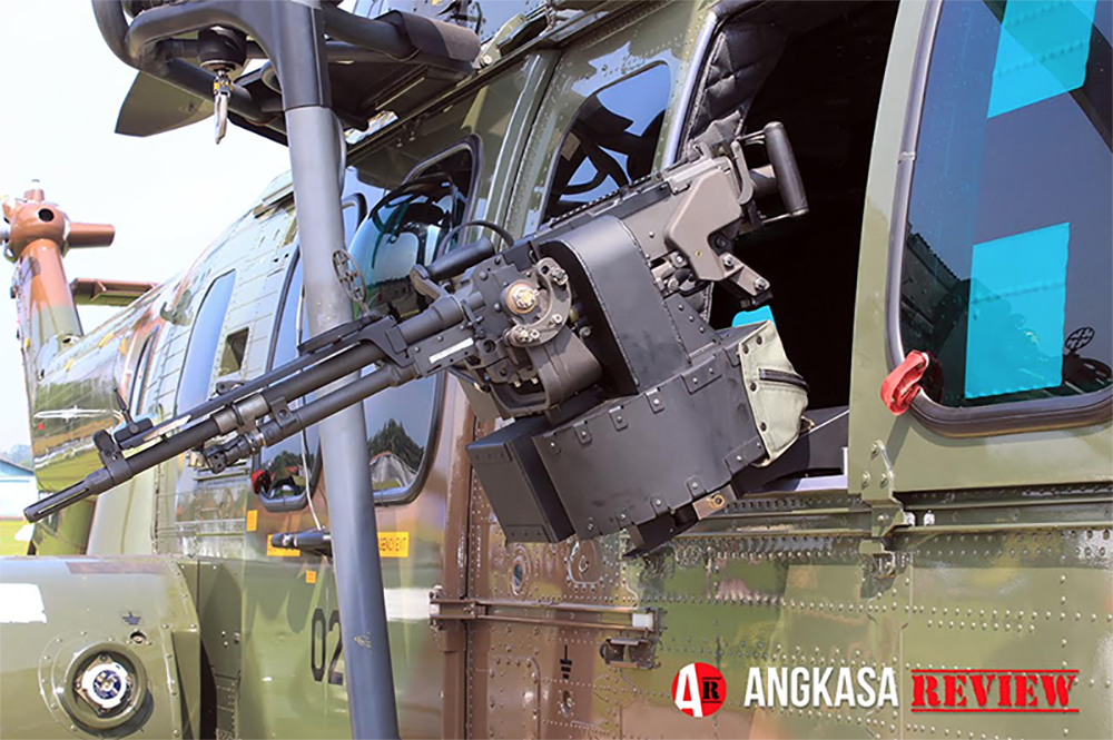 heli-Caracal-bersenjata-1-Angkasa-Review-copy.png