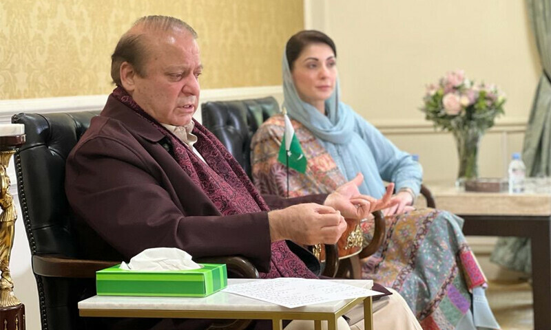 <p>In this photo tweeted by Maryam Nawaz on Saturday, her father Nawaz Sharif speaks during his “heart to heart” aired on Sunday.—<a rel=noopener noreferrer target=_blank class=link--external href=https://twitter.com/MaryamNSharif>@MaryamNSharif</a></p>
