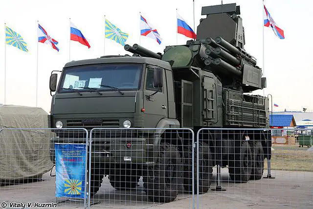 Pantsir-S2_Pantsyr-S2_air_defense_missile_system_anti-aircraft_gun_Russia_Russian_army_005.jpg