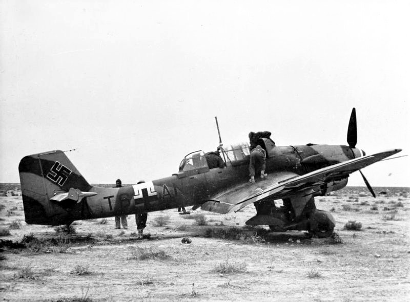 Captured_Ju_87B_in_North_Africa_1941.jpg