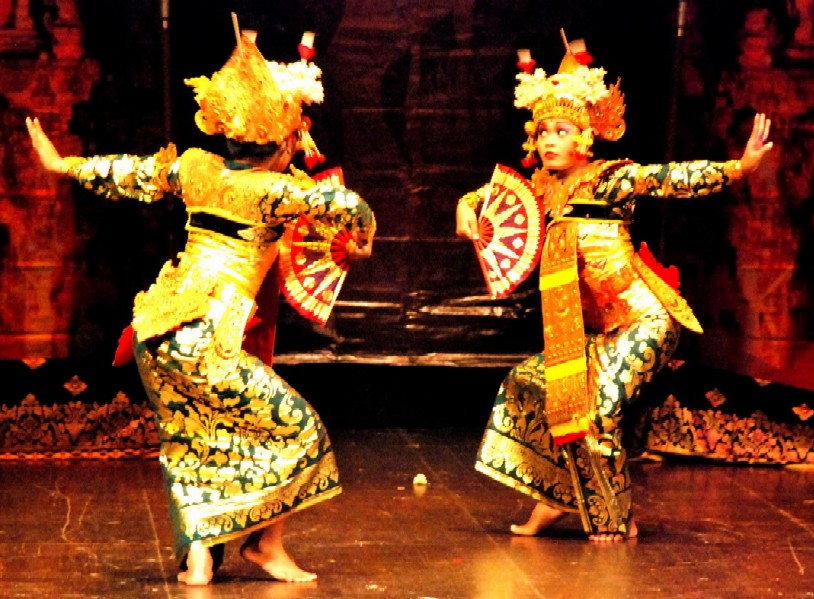 tari-legong.jpg