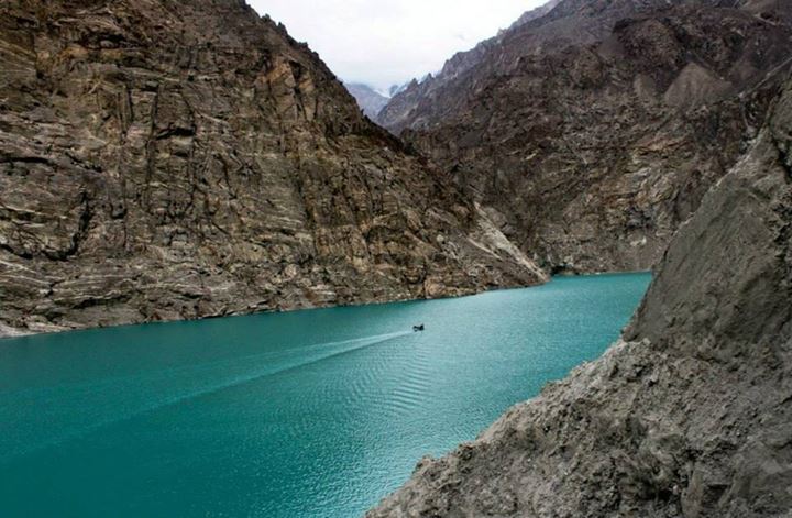 Attabad-Lake-Hunza-Knowledgepicture.jpg