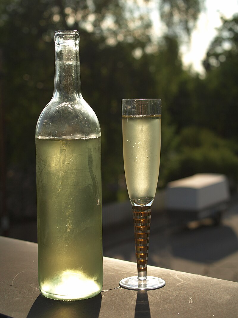 800px-Swedish_Mead.JPG