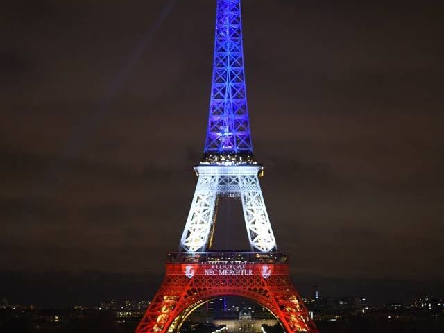 994494-eiffeltower-1447918693-763-640x480.jpg