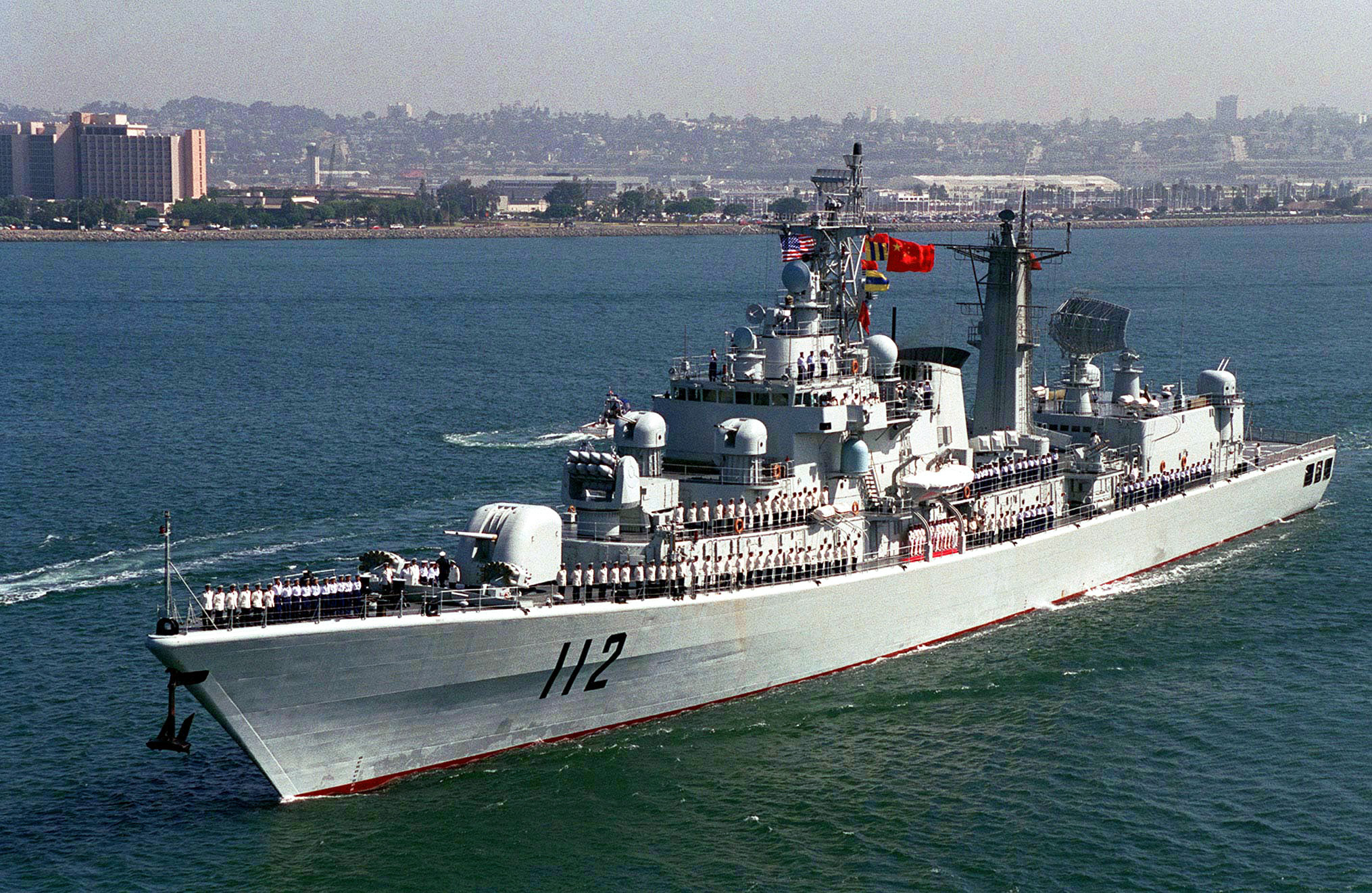 Chinese_destroyer_HARIBING_%28DDG_112%29.jpg