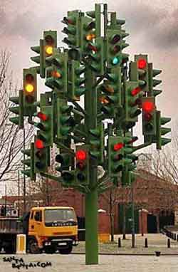 trafficlightree.jpg