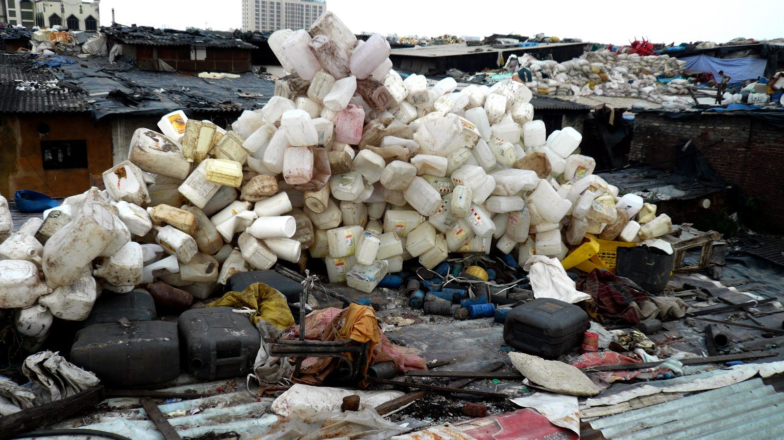 Plastic-recycling-factory-roof-Dharavi-slum-Mumbai-India1.jpg