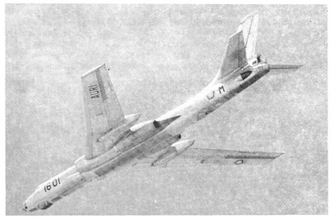 TU-16-AURI-mengudara.jpg