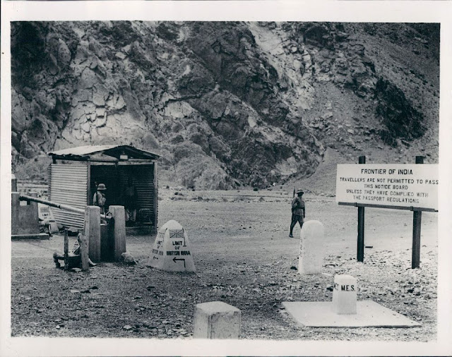 1934+British+India+Afghanistan+Border+Wire+Photo.jpg