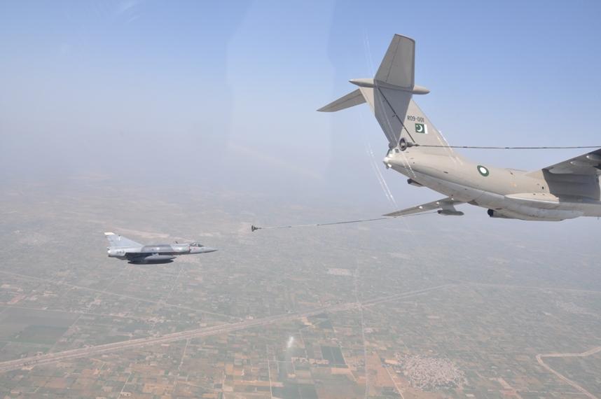 Mirage-III+IL-78+Midas+R09-001+Pakistan+Air+Force+(9).jpg