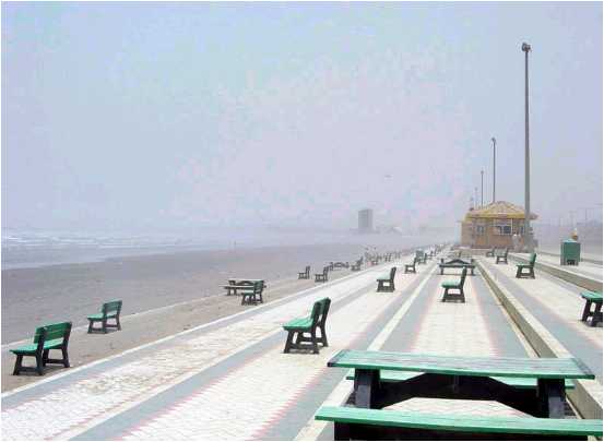 clifton-beach-see-view-karachi-03.jpg