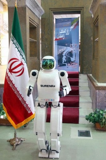 Iran_Robot_AFP_photo.jpg