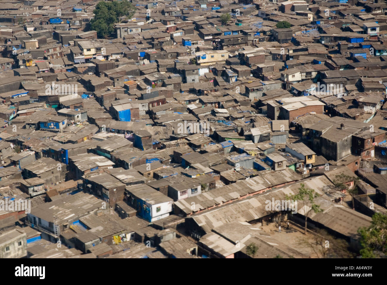 an-aerial-view-of-dharavi-slum-area-in-mumbai-india-which-is-the-largest-A64W3Y.jpg