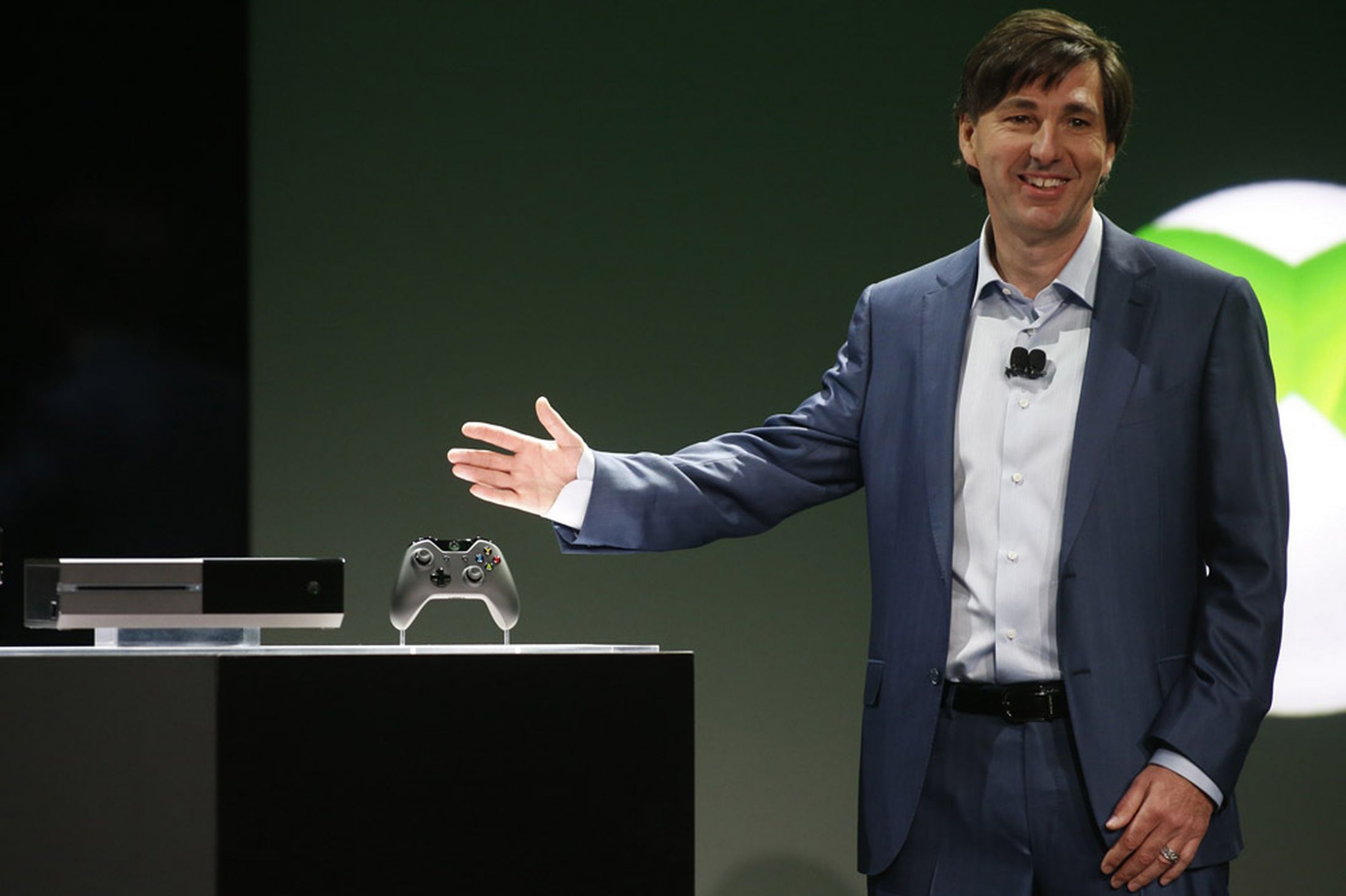 Don-Mattrick-President-of-the-Interactive-Entertainment-Business-at-Microsoft-reveals-the-Xbox-One-1903230.jpg