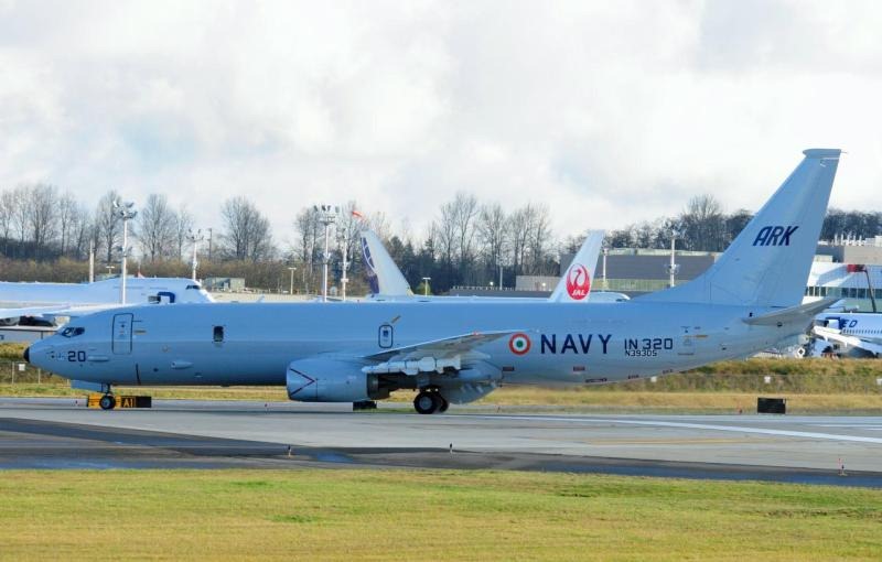 Indian-Navy-Boeing-P-8I-Aircraft-IN-320-06-Resize%25255B3%25255D.jpg