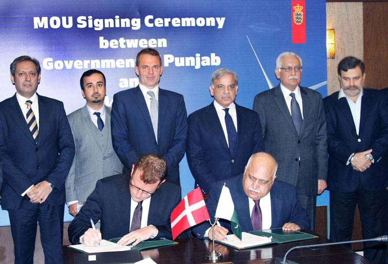 denmark-s-vestas-signs-mou-for-wind-power-projects-in-punjab-1424385149-6775.jpg