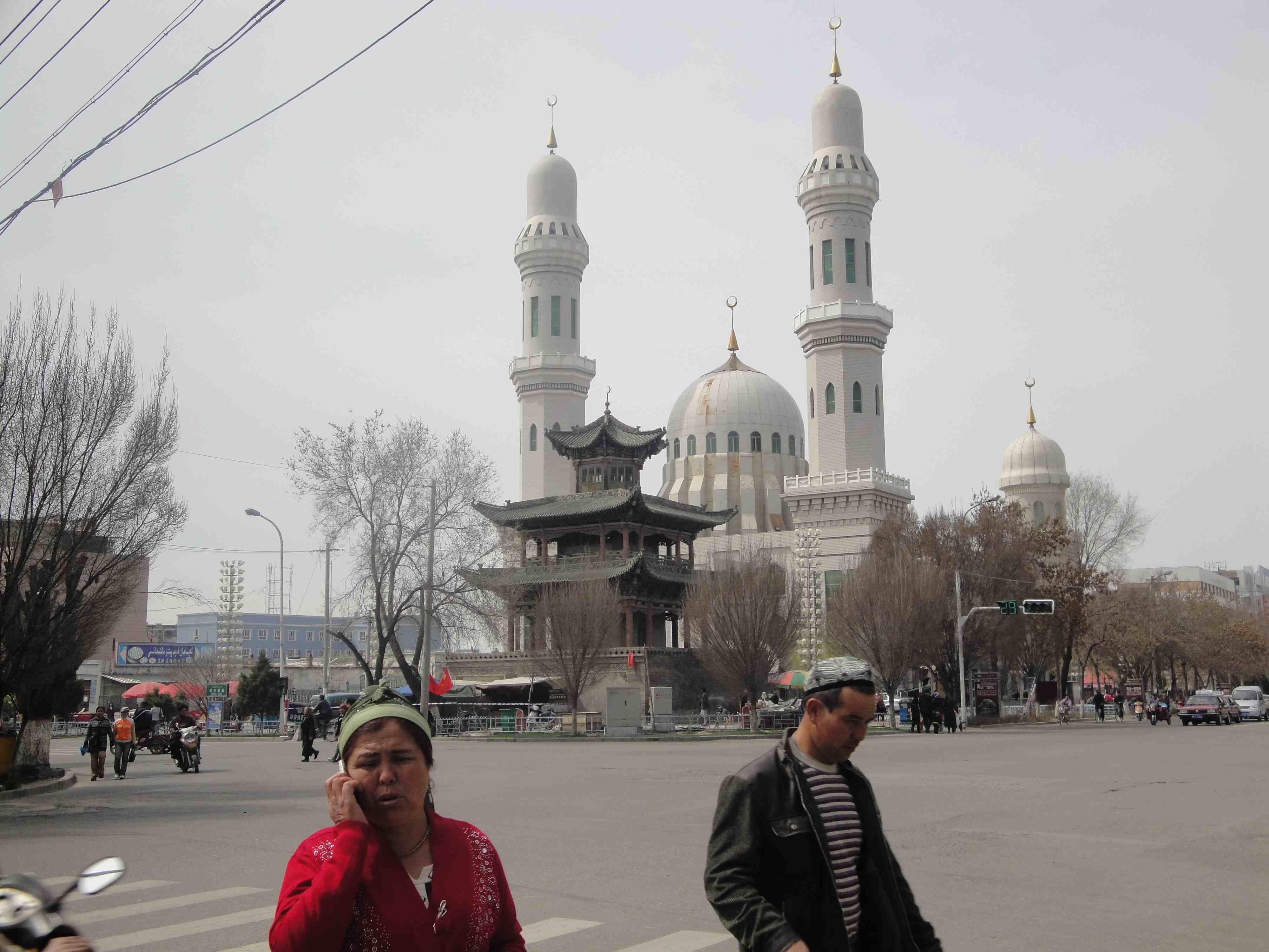 old-hui-mosque-new-uighur-mosque.jpg