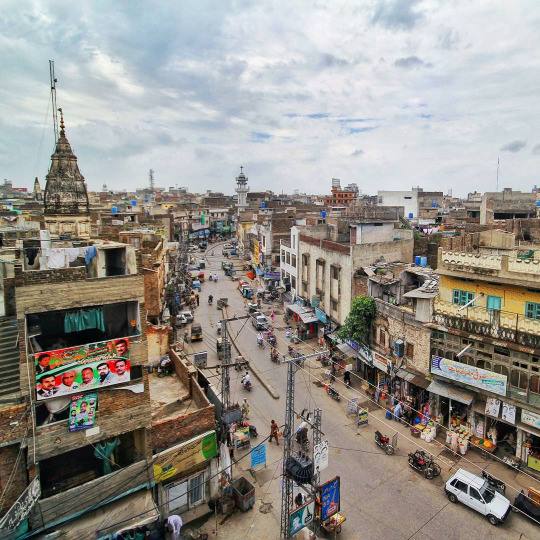 1-View-from-the-rooftop-of-Lal-Haveli-Rawalpindi.jpg