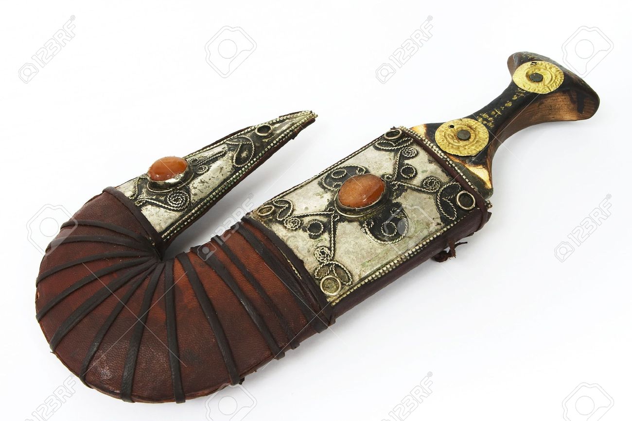 262000-arab-traditional-khanjar-knife-in-its-sheath-dagger.jpg