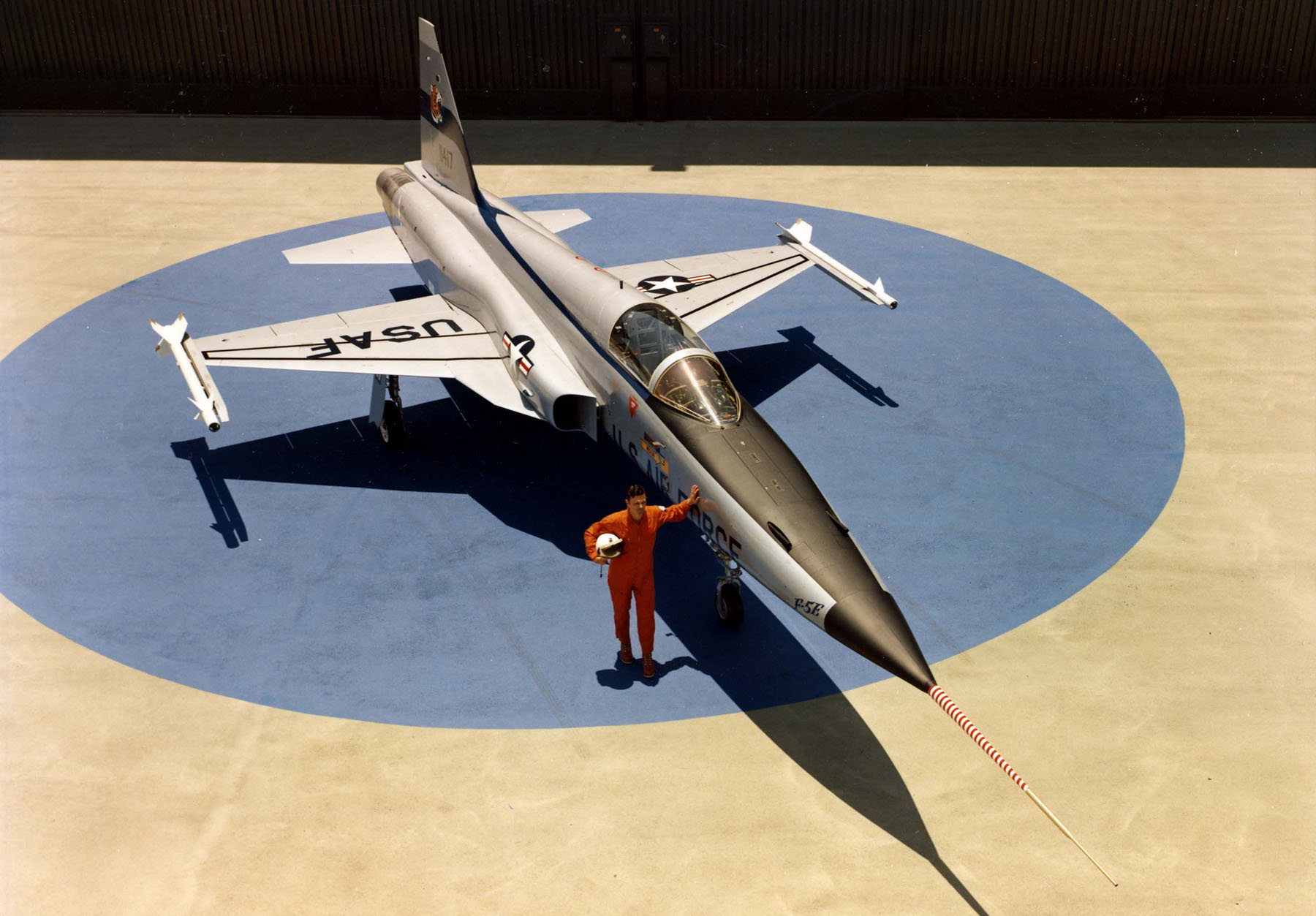 Northrop_F-5E_%28Tail_No._11417%29_061006-F-1234S-067.jpg