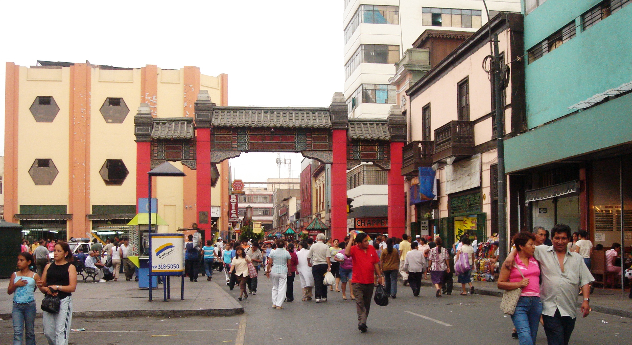 Chinatown%2C_Lima20060002.JPG