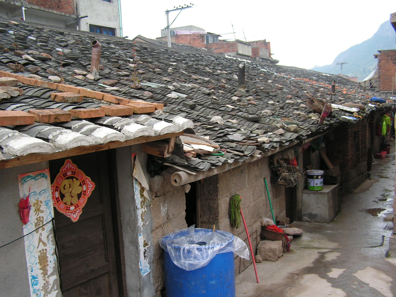 Fuzhou_Tanka_Land-dwelling_1.jpg