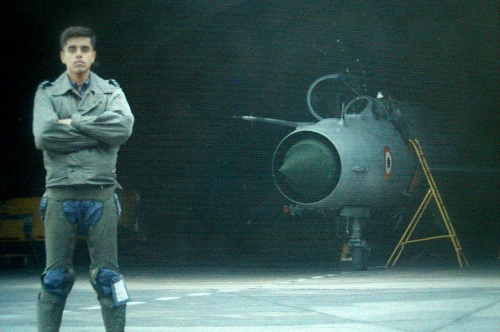 2002_Parakram_IAF_MiG-21_R-60_pilot.jpg