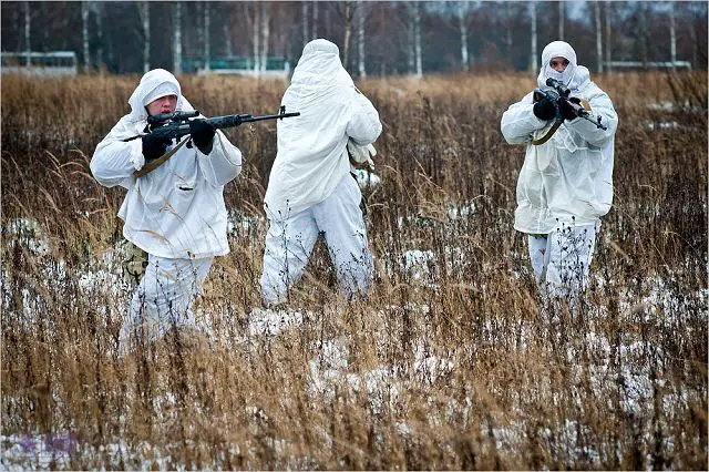 Russian_army_soldiers_during_training_in_winter_condition_640_001.jpg