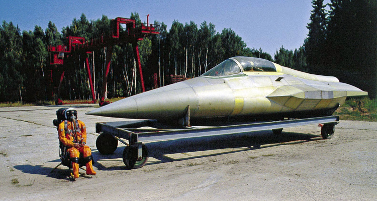 MiG_1-42_1.jpg
