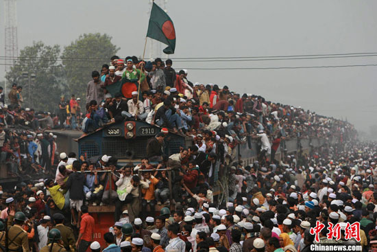 bangladesh-train-muslim-1.jpg